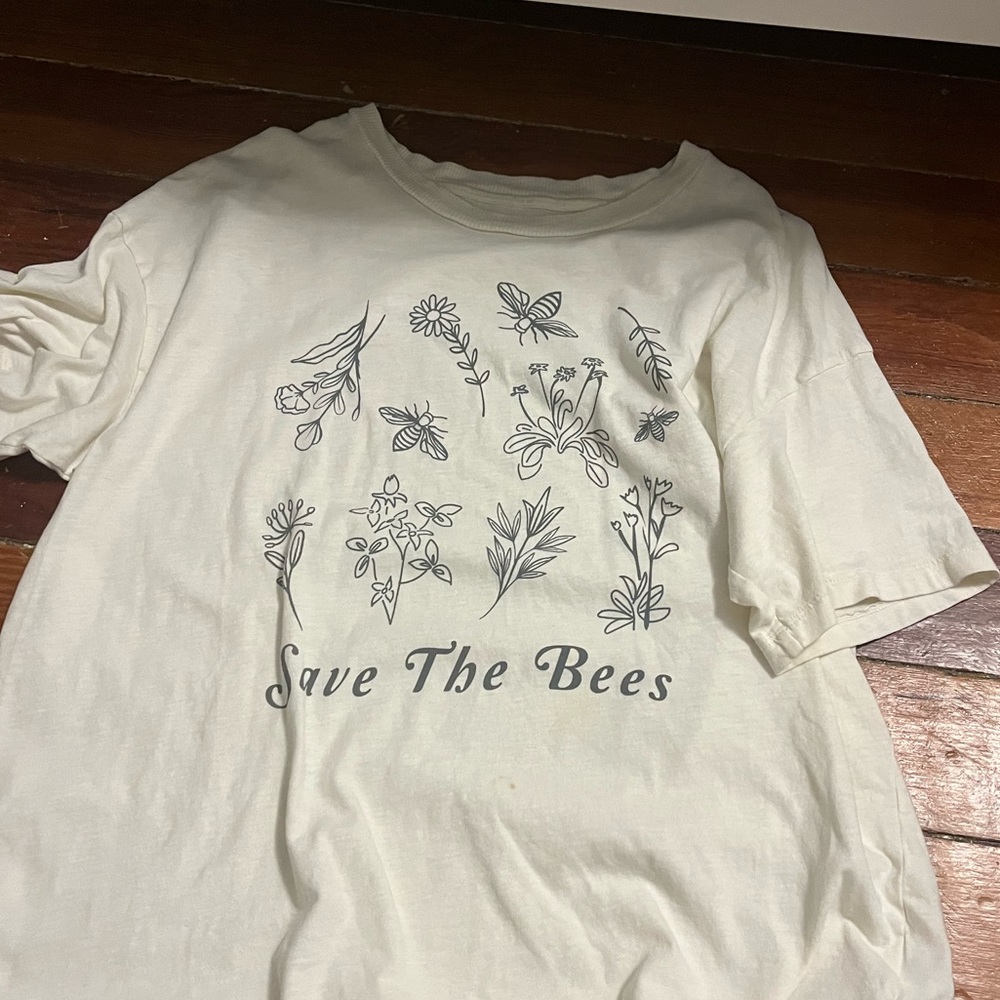 “Save the bees” oversized tee shirt from American eagle